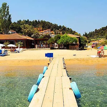 Hotel Nostos Village Holiday 4*